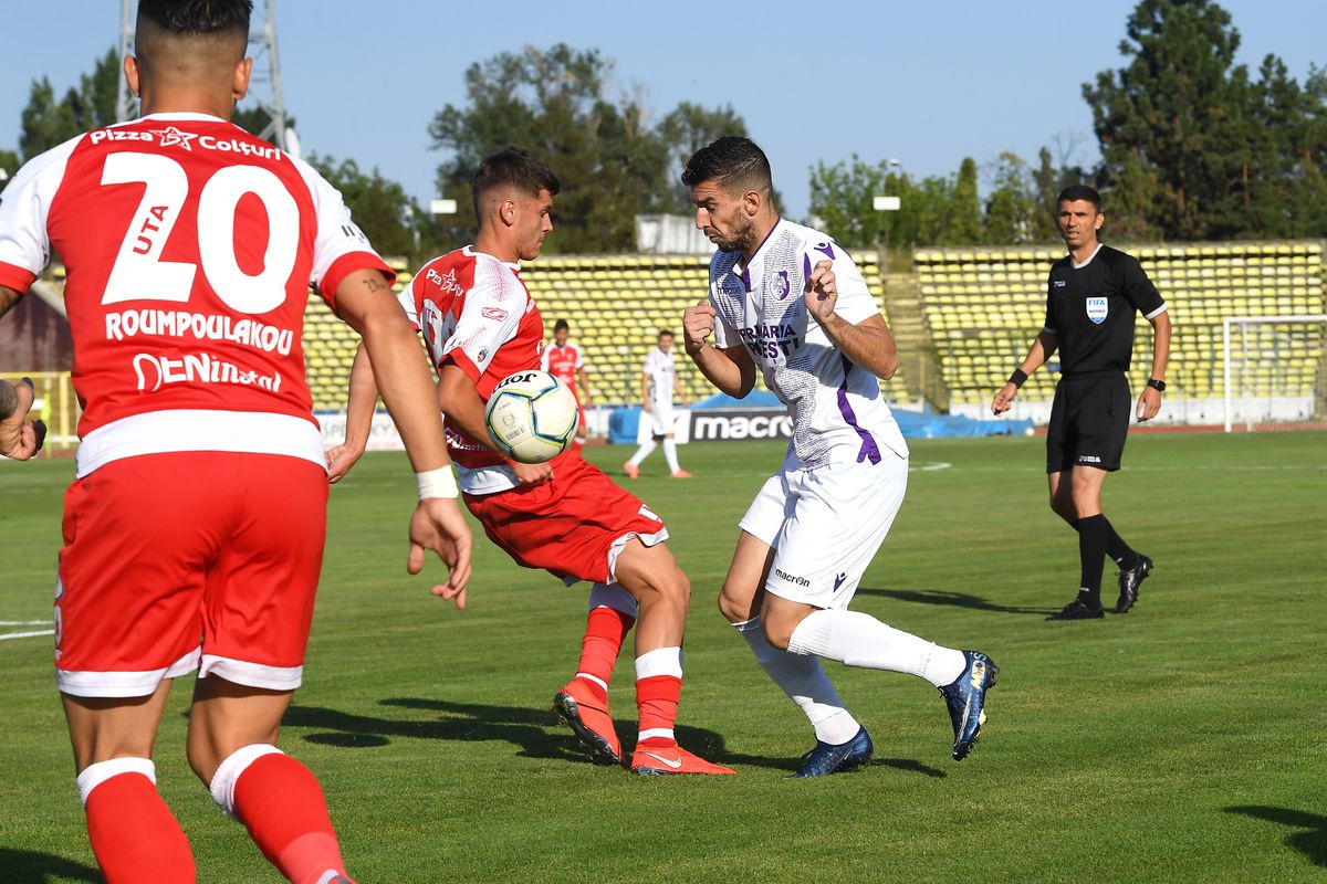 VIDEO + FOTO UTA și FC Argeș au promovat în Liga 1! DRAMATISM TOTAL: golul marcat de Rapid în 90+6 a trimis-o pe Mioveni la baraj și pe Turris în B