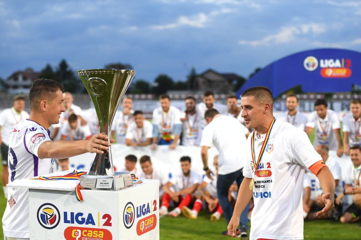 OFICIAL UTA a prezentat primele două transferuri: un fost golgeter din Liga 1 și un campion al României