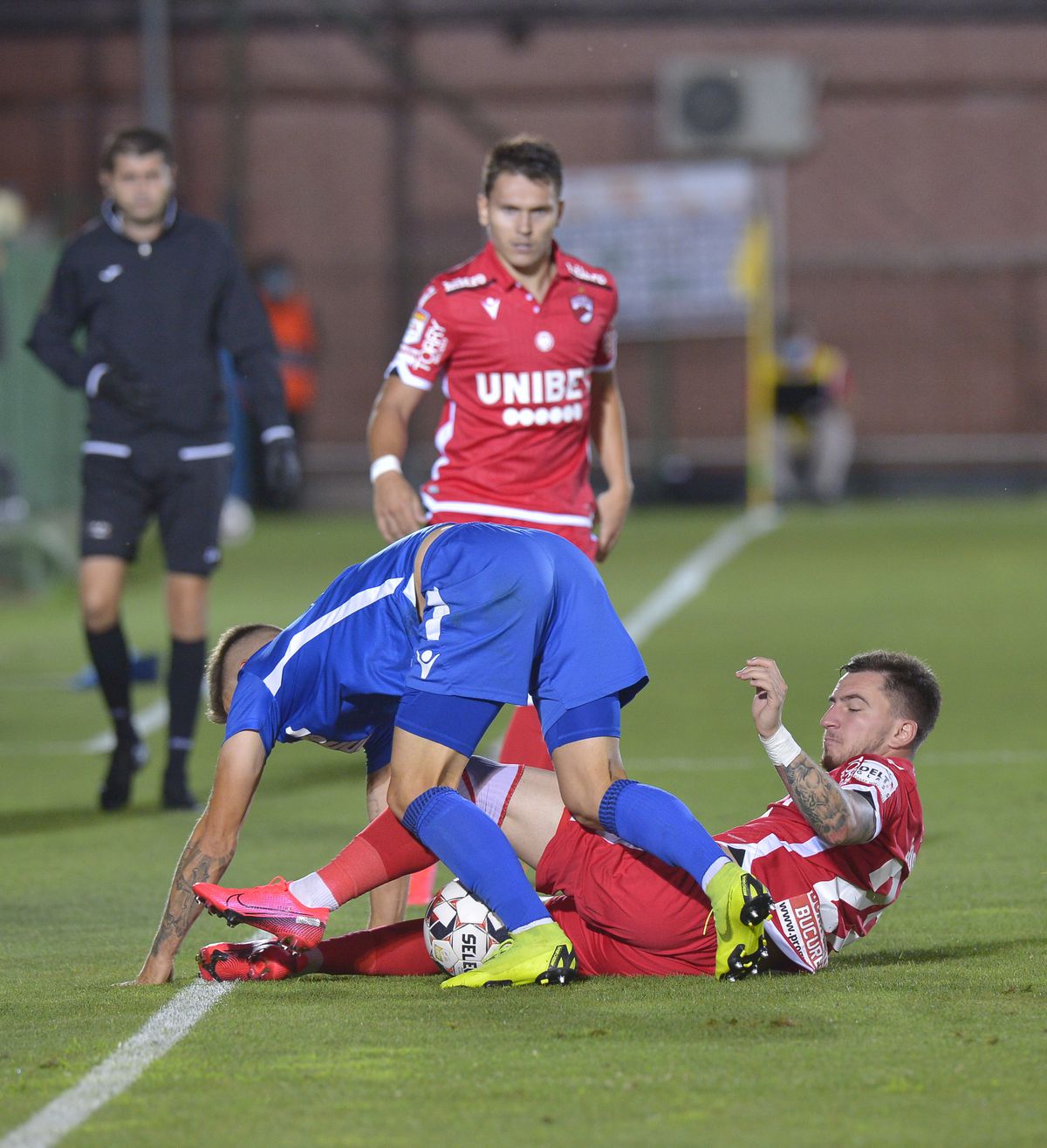 EXCLUSIV Lovitură pentru cluburile din Liga 1! Decizia categorică luată de deținătorul drepturilor TV