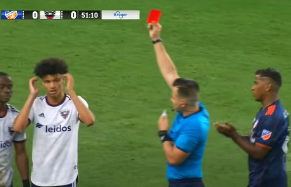 Gafă incredibilă a unui comentator din MLS: „Penalty! Arbitrul arată spre punctul cu var!”