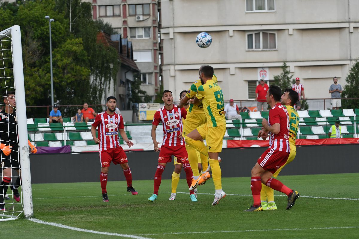 Sepsi OSK - CS Mioveni 1-2 » Argeșenii încheie cea mai neagră serie din istoria Ligii 1! Clasamentul ACUM