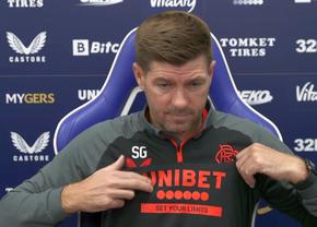 Steven Gerrard, show cu jurnaliștii suedezi înainte de Malmo - Rangers, din Liga Campionilor: „E unul pe tricoul meu, uită-te acolo”
