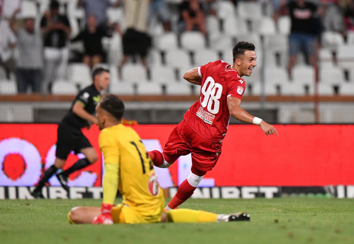 Dinamo - Clinceni  3-1 » Spectacol în Ștefan cel Mare! „Câinii” întorc scorul și obțin a doua victorie în Liga 1