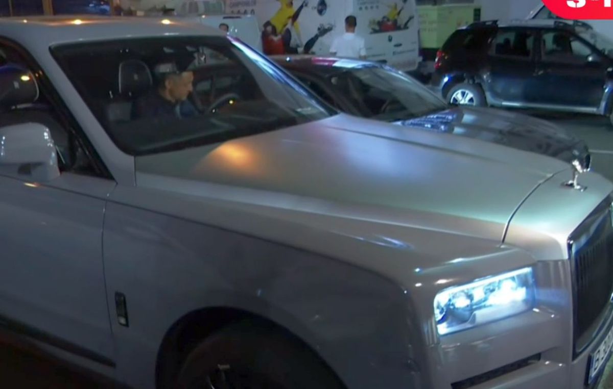 Mirel Rădoi a venit cu un superbolid la Dinamo - Clinceni! A făcut senzație în parcarea de la oficială