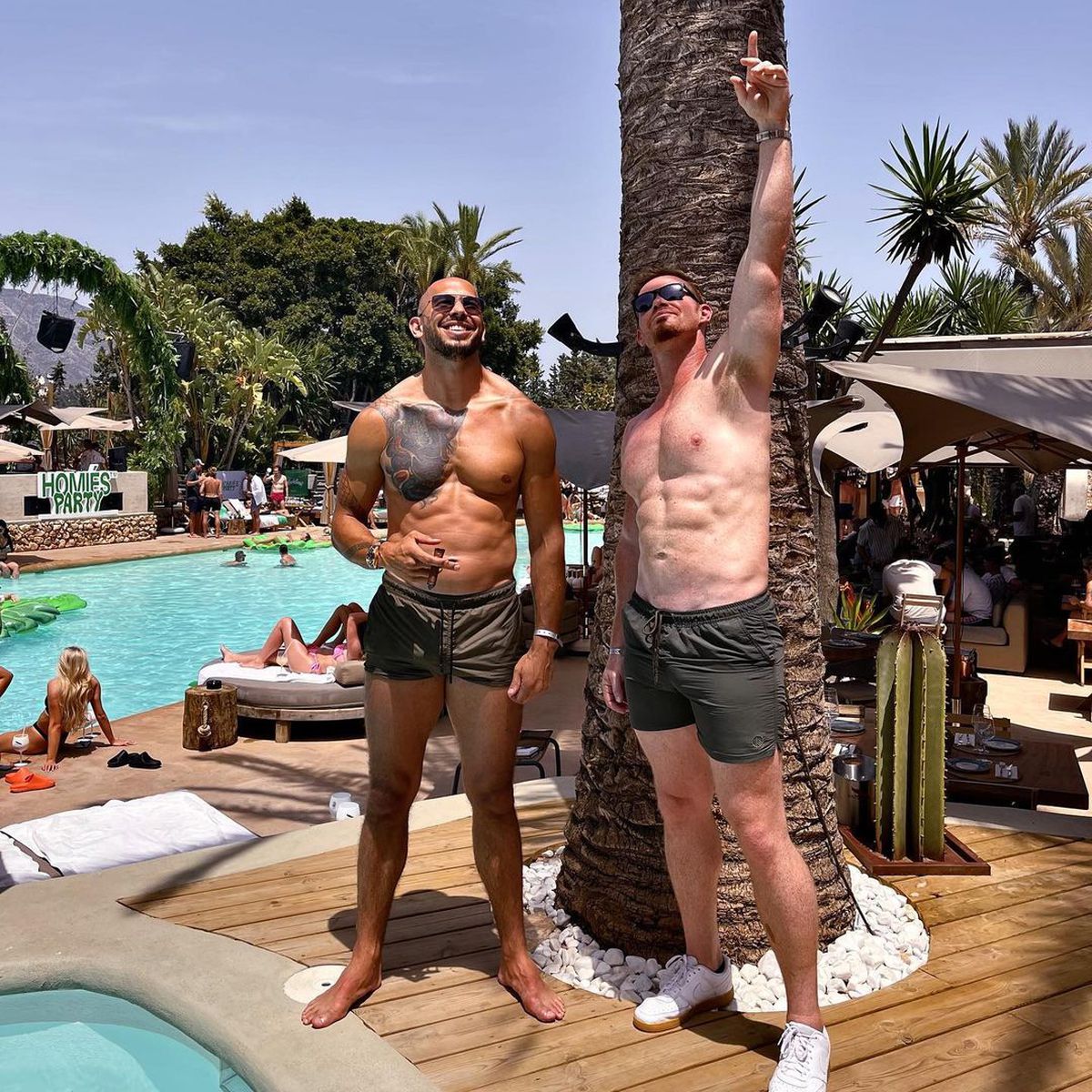 Piers Morgan a venit în România și s-a contrat cu Andrew Tate: „Nu cred că mai realizezi ce spui! Tu vrei ca femeile să fie sclave!” » Un dialog șocant despre Matrix, închisoare, misoginism și conspirații