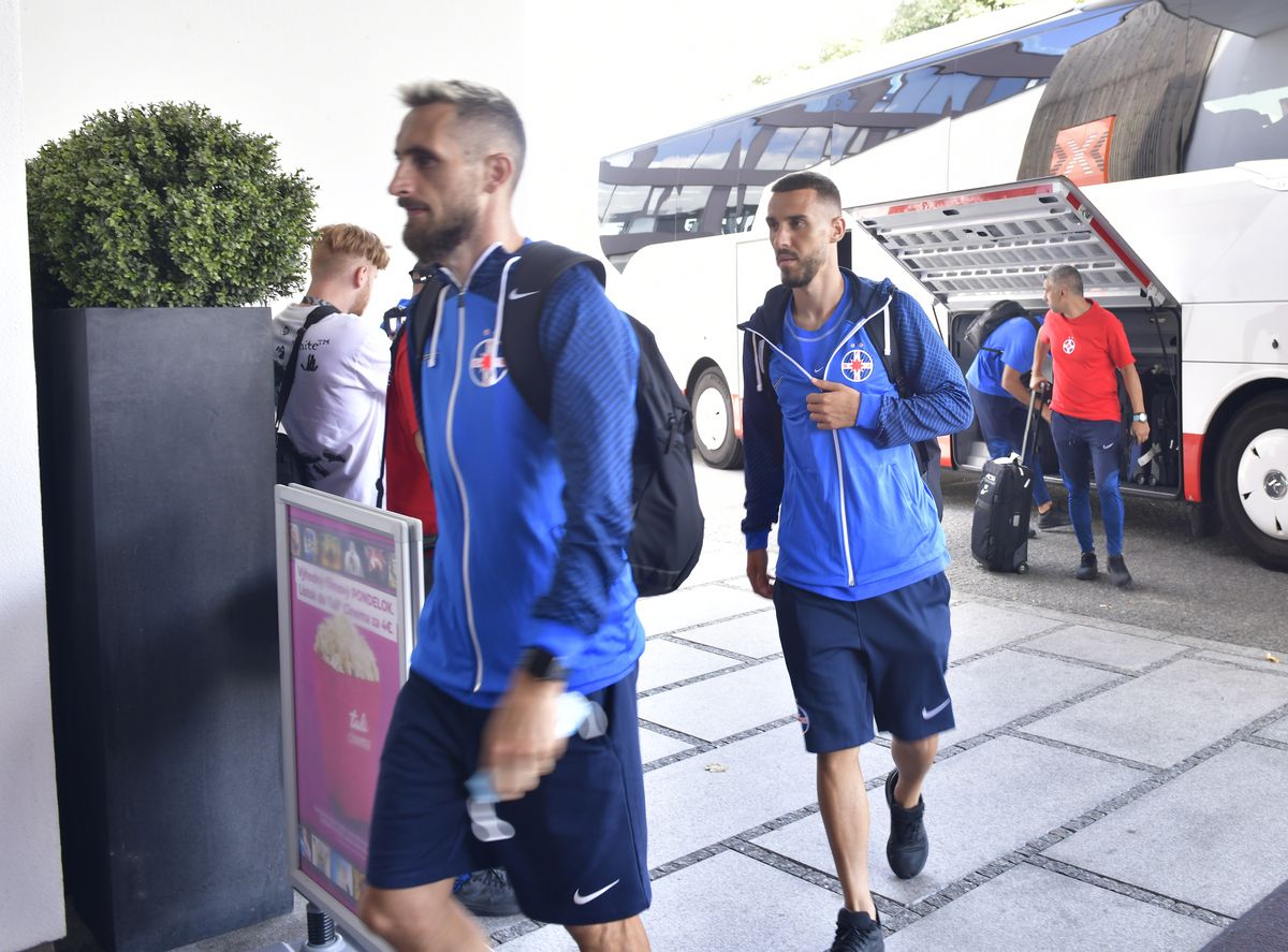 FCSB a ajuns în Slovacia