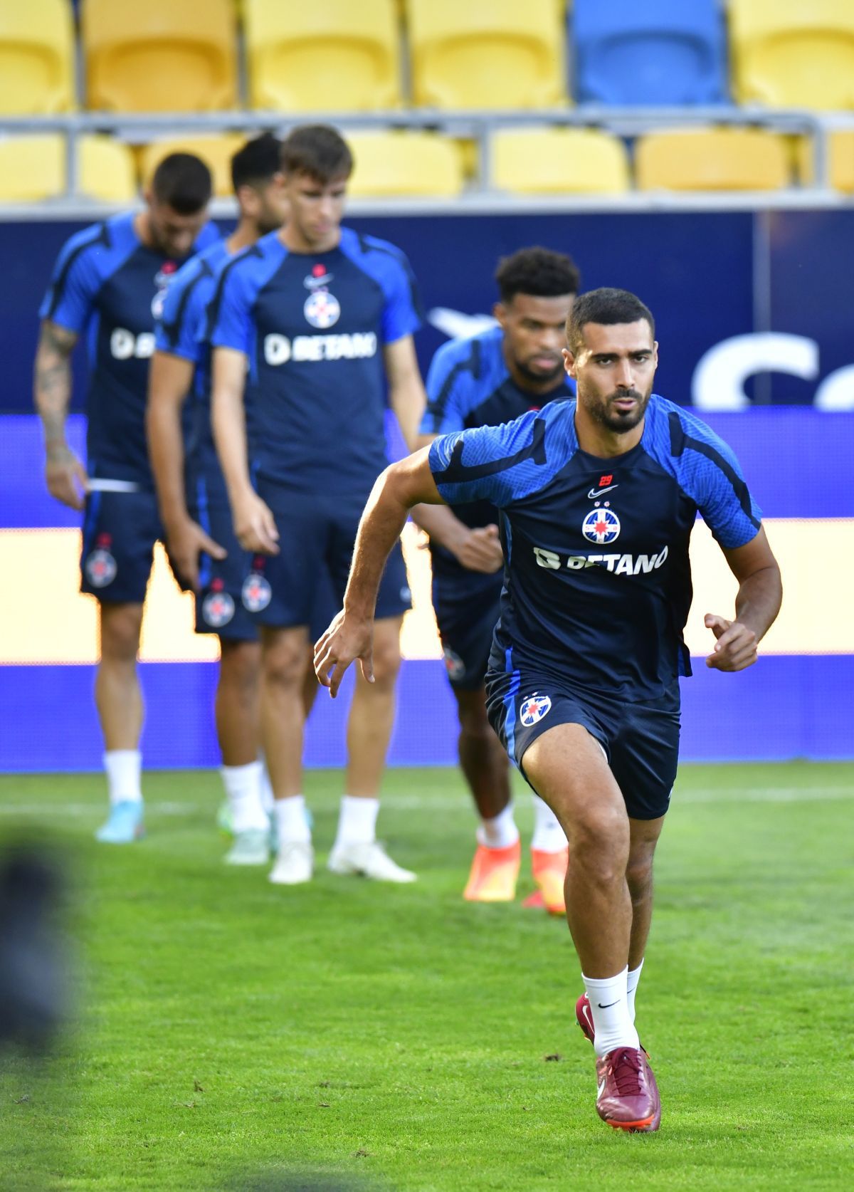 Victorie à la Steaua » FCSB, succes norocos cu Dunajska Streda la singurul șut pe poartă