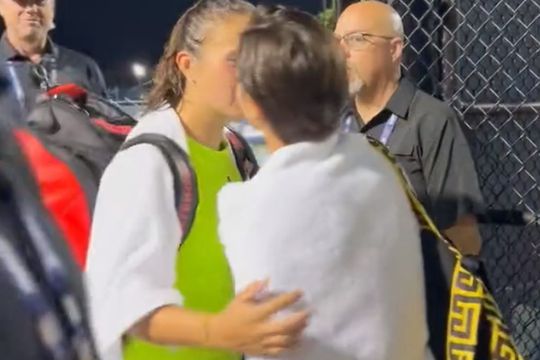 Daria Kasatkina și Natalia Zabiiako / Captură Twitter@ Tennis Letter