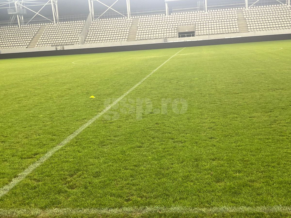 Gazon „Arcul de Triumf” înainte de FCSB - CSKA 1948 Sofia