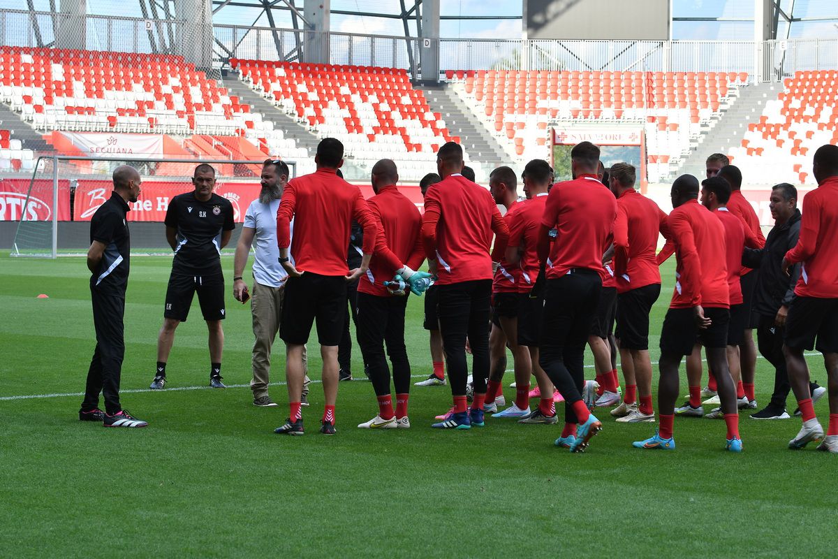 Conferinta CSKA Sofia - antrenament