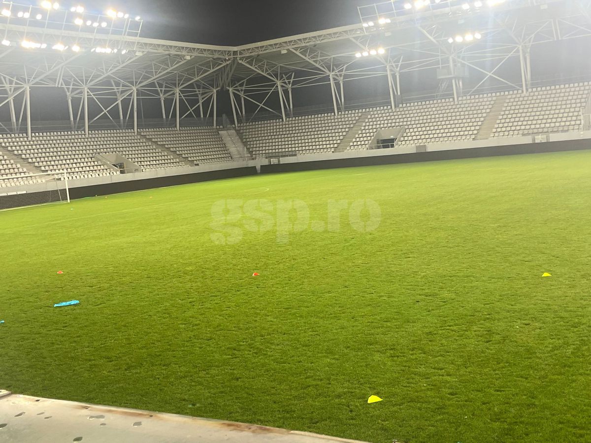 Gazon „Arcul de Triumf” înainte de FCSB - CSKA 1948 Sofia