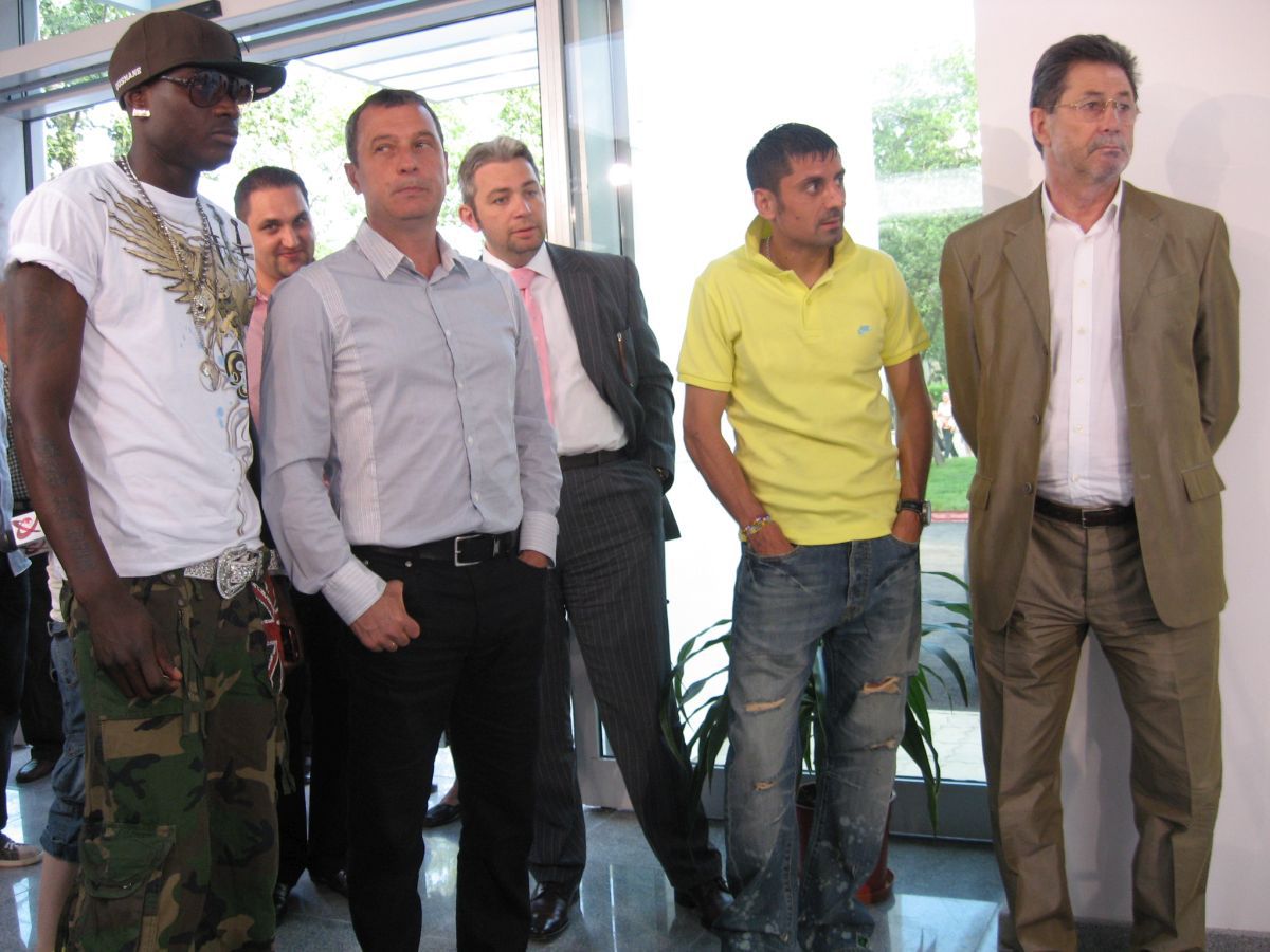 Cornel Dinu a fost operat joi la Spitalul Elias din București