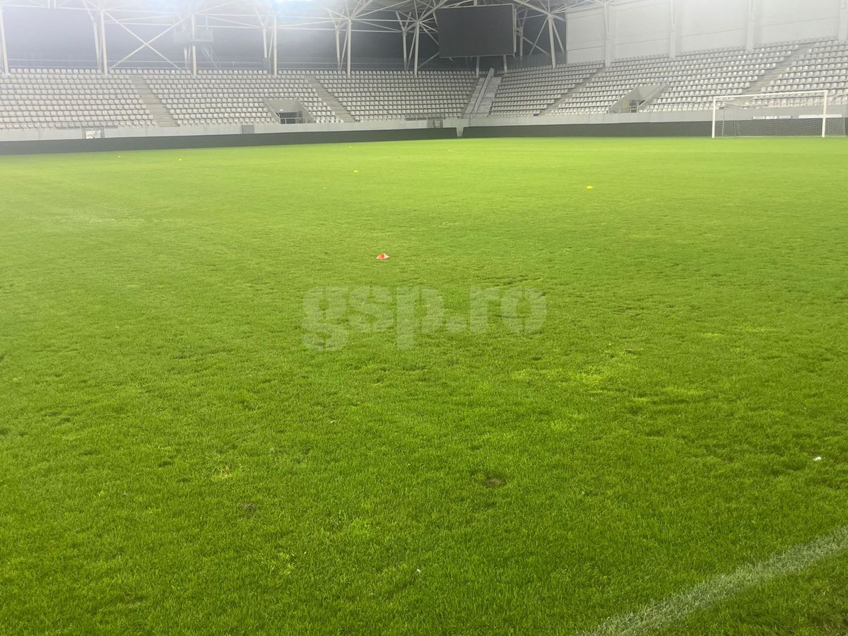 Gazon „Arcul de Triumf” înainte de FCSB - CSKA 1948 Sofia