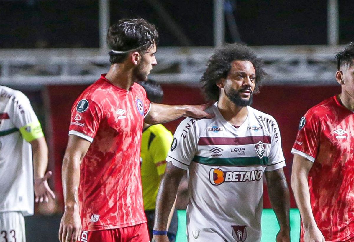 Fostul fundaș de la Real Madrid, fault extrem de dur în Copa Libertadores » I-a rupt piciorul unui adversar și a izbucnit în lacrimi