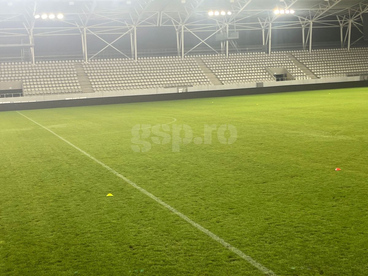 Gazon „Arcul de Triumf” înainte de FCSB - CSKA 1948 Sofia