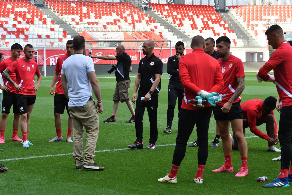 Conferinta CSKA Sofia - antrenament