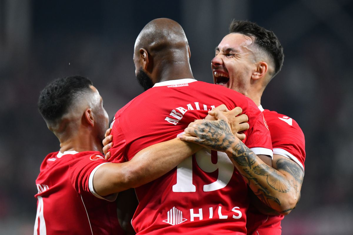 Prins la „înghesuială”, la Dinamo - Buzău, Stoichiță s-a dat de gol în privința selecționerului: „Îl aștept!”