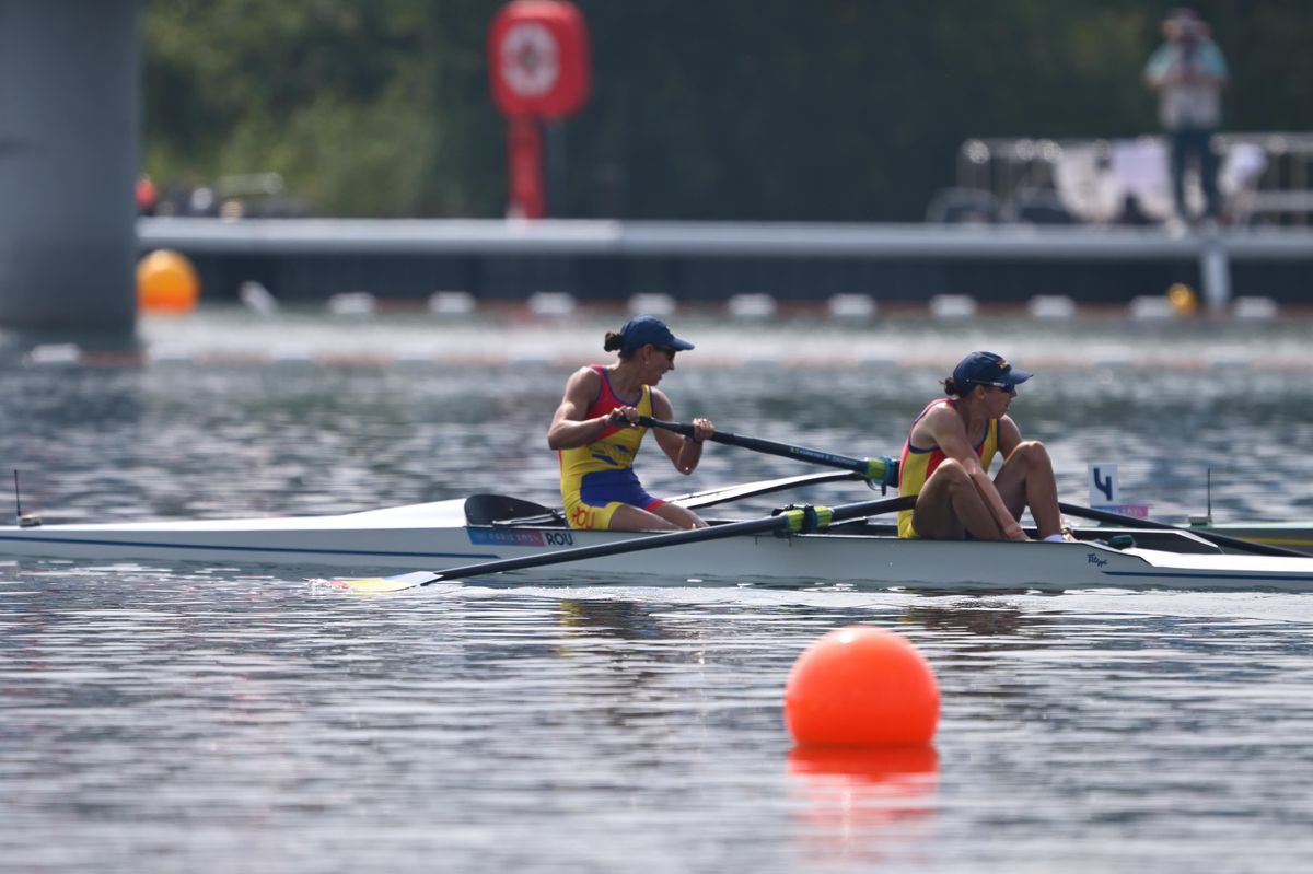 Ioana Vrînceanu și Roxana Anghel au obținut medalia de ARGINT la dublu rame feminin