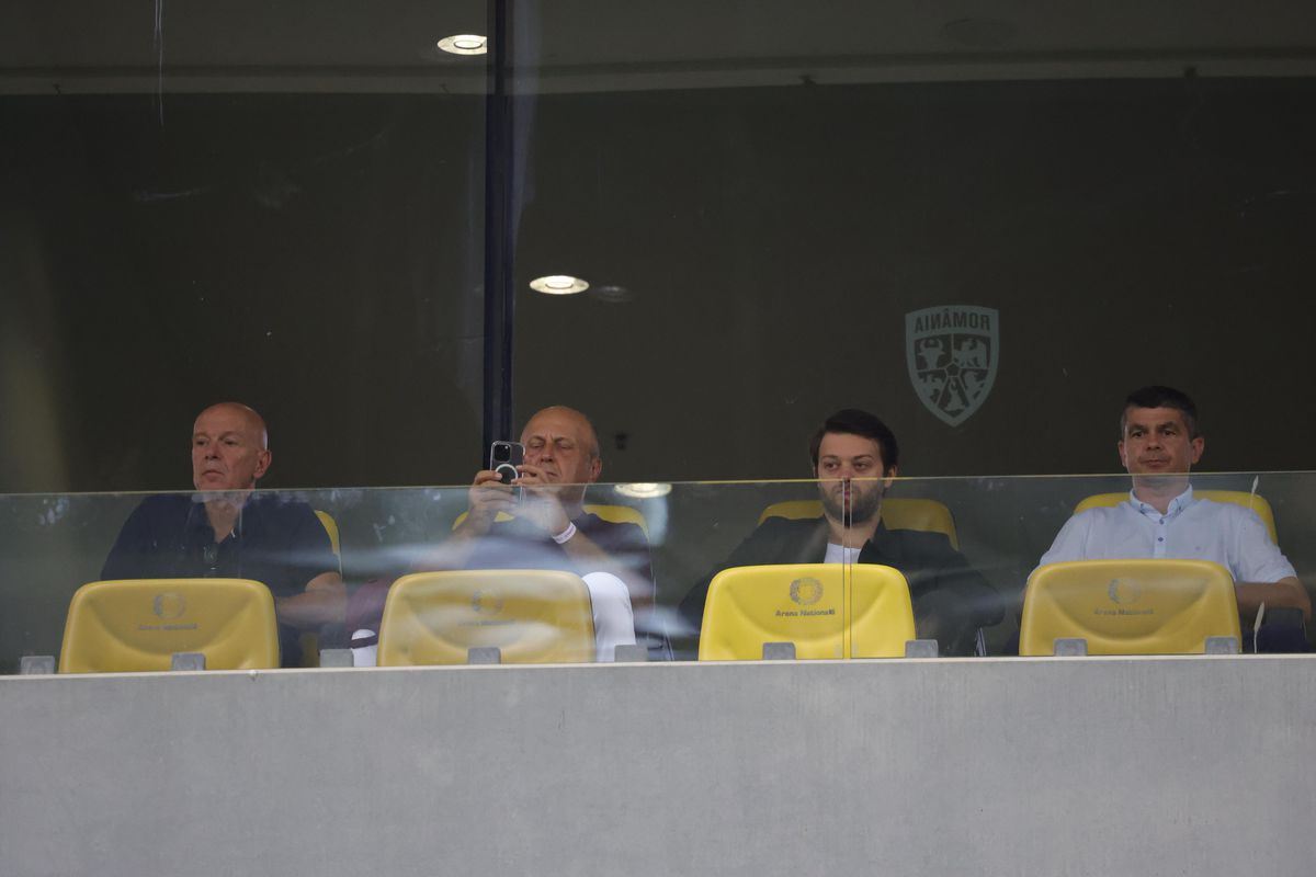 Dinamo - FCSB, derby-ul celebrităților » Giani Kiriță și iubita cu 22 de ani mai tânără, primii în loja Arenei Naționale