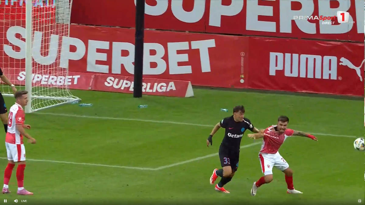 Penalty-ul comis de Radunovic în Dinamo - FCSB