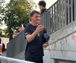 Fotbaliștii campioanei au fost în general zâmbitori la sosirea la stadion