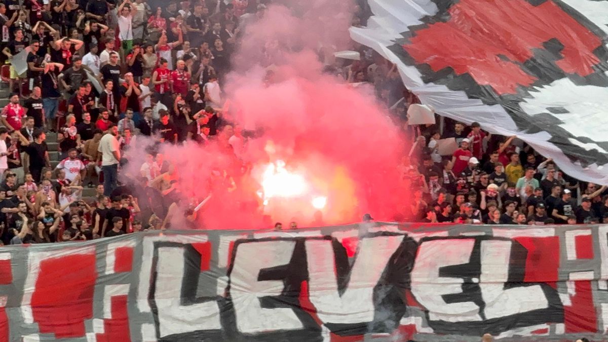 Scenografie cu bucluc în derby! Dinamoviștii n-au putut să-l miște pe „Mario”