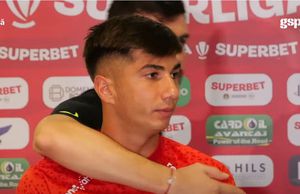 Momentul serii la Arena Națională » Interviul lui Musi, întrerupt de un fost coleg de la FCSB