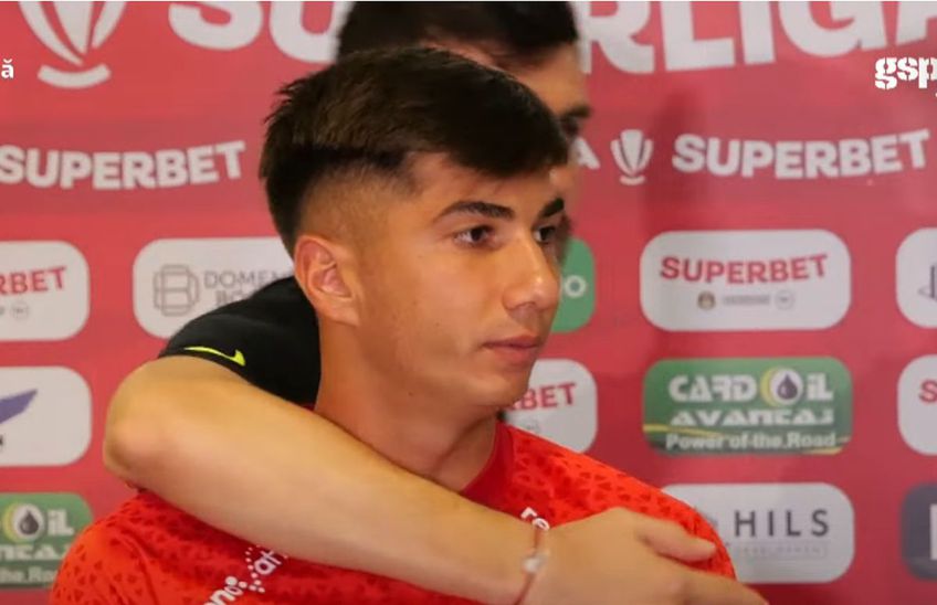 Momentul serii la Arena Națională » Interviul lui Musi, întrerupt de un fost coleg de la FCSB