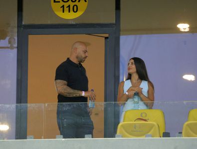 Dinamo - FCSB, derby-ul celebrităților » Giani Kiriță și iubita cu 22 de ani mai tânără, primii în loja Arenei Naționale