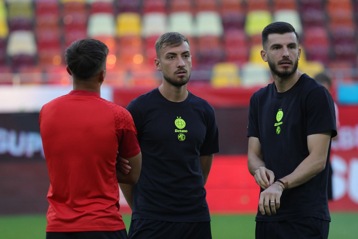 Dinamo - FCSB, imagini de încălzire: cum au fost primiți Politic și Musi de foștii colegi