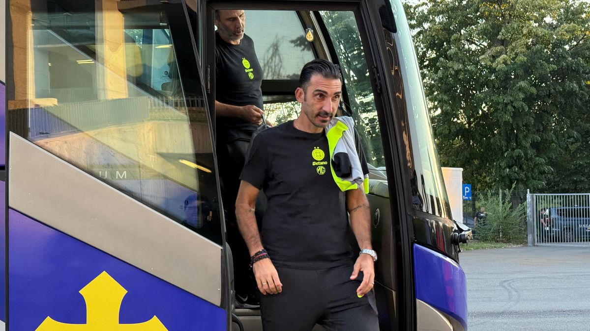 Andrei Nicolescu și Dinamo au primit „KO” de la Jandarmerie înainte de derby