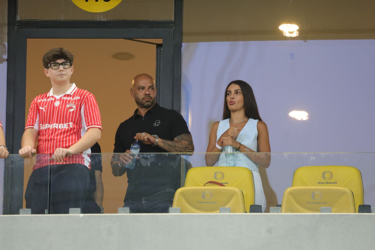Dinamo - FCSB, derby-ul celebrităților » Giani Kiriță și iubita cu 22 de ani mai tânără, primii în loja Arenei Naționale