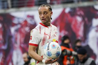 Ruptură între Xavi Simons și RB Leipzig » Fotbalistul olandez vrea transferul cu orice preț