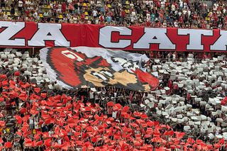 Scenografie cu bucluc în derby! Dinamoviștii n-au putut să-l miște pe „Mario”