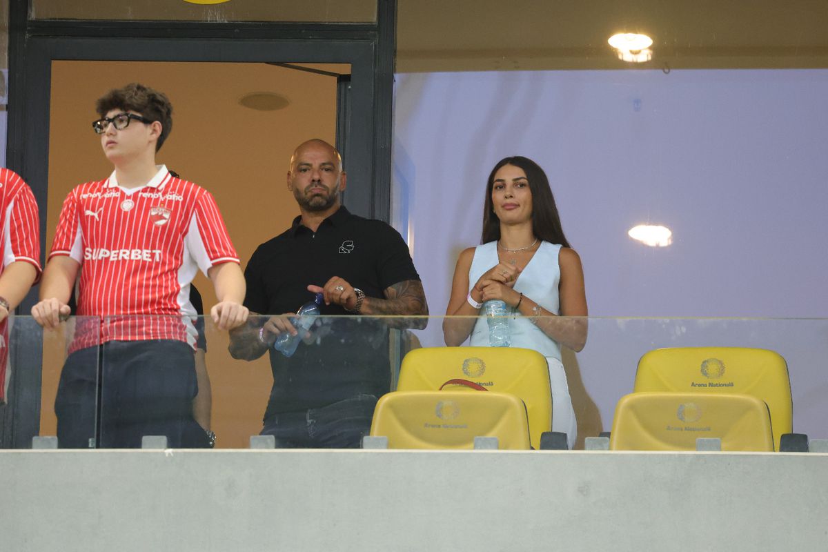 Dinamo - FCSB, derby-ul celebrităților » Giani Kiriță și iubita cu 22 de ani mai tânără, primii în loja Arenei Naționale