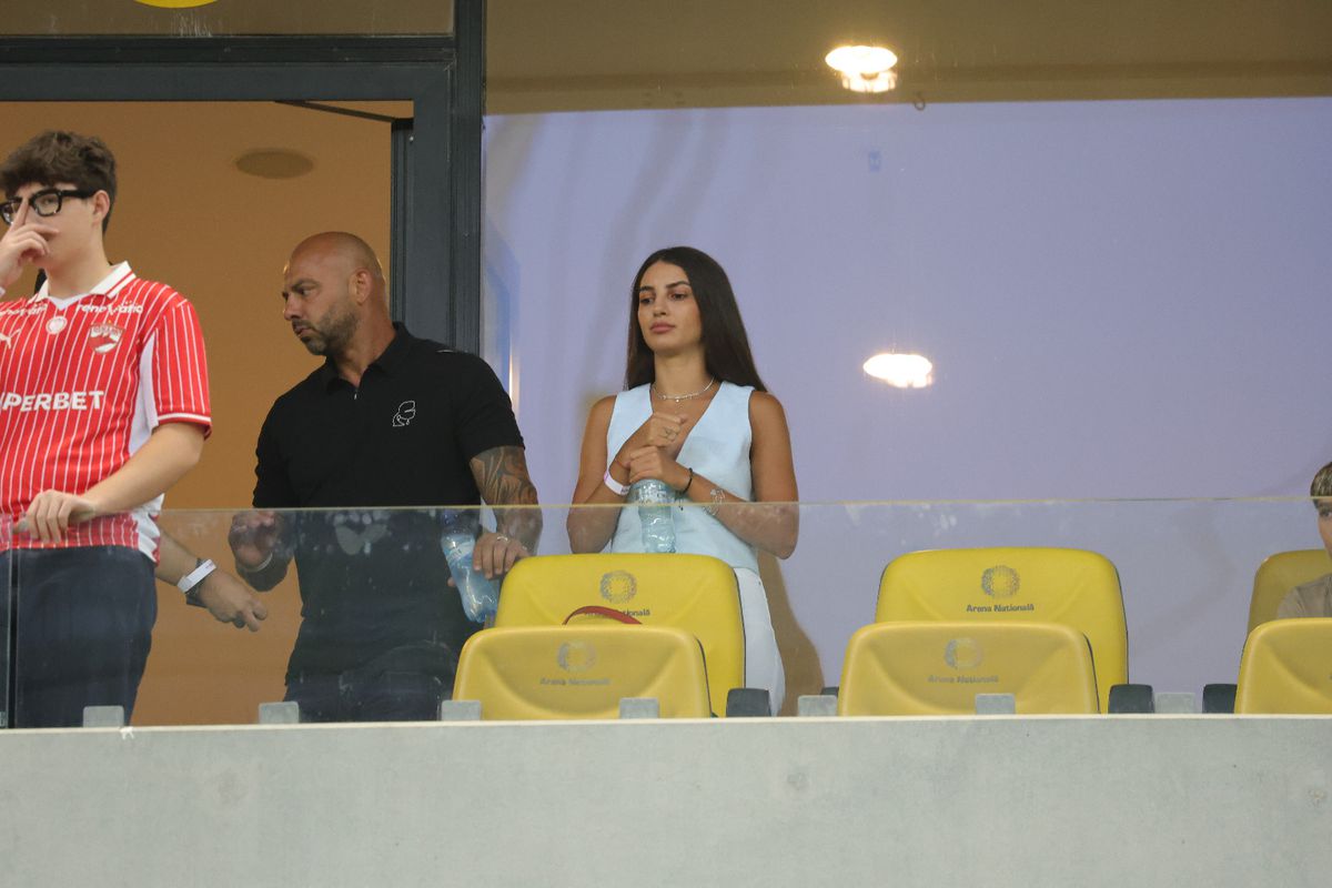 Dinamo - FCSB, derby-ul celebrităților » Giani Kiriță și iubita cu 22 de ani mai tânără, primii în loja Arenei Naționale