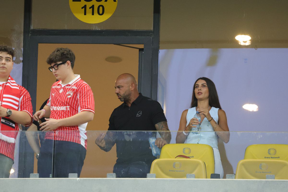 Dinamo - FCSB, derby-ul celebrităților » Giani Kiriță și iubita cu 22 de ani mai tânără, primii în loja Arenei Naționale
