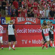 Bucuria celor de la Dinamo după victoria cu FCSB/ foto: Ionuț Iordache (GSP)