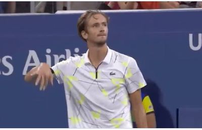 US OPEN // VIDEO Daniil Medvedev a recidivat! Conflictul cu fanii capată proporții: „Nu sunt mândru de ce am făcut”