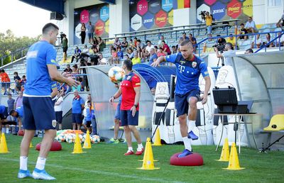 ROMÂNIA - SPANIA // VIDEO Naționala a susținut azi un nou antrenament » Vezi AICI sesiunea de pregătire a „tricolorilor”!