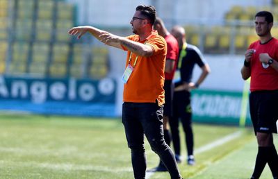 CONCORDIA CHIAJNA // Laurențiu Diniţă caută atacanţi: „Nu are cine să marcheze!”