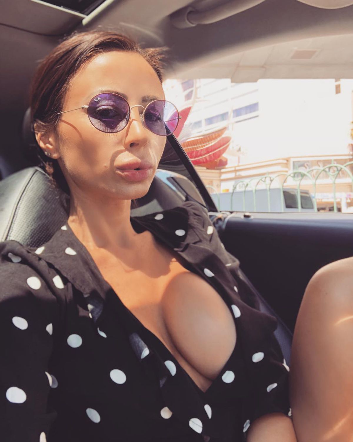 Mariana Marinova - diferită de Pipera