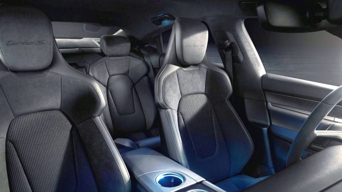 GALERIE FOTO Simona Halep și-a luat cea mai scumpă mașină electrică din lume