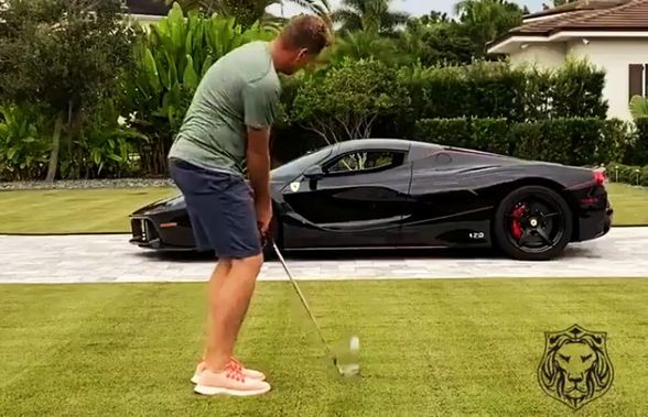 VIDEO Zeci de mii de lire în joc! A încercat să trimită o minge de golf prin geamurile deschise ale unui Ferrari. Ce a ieșit