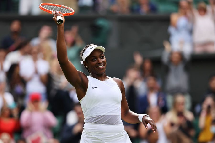 Sloane Stephens O campioană de Grand Slam, calificată în turul 3 la US Open, se ia de Tsitsipas: „Ați încercat vreodată să schimbați sutienul ud în 3 minute? Tu ce faci atât de mult?”