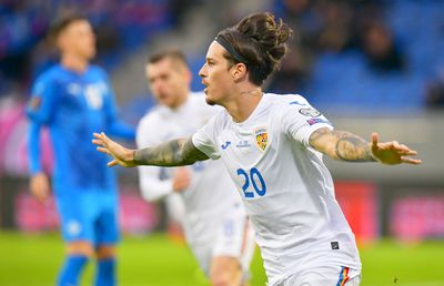 Dennis Man: „E o problemă că ascult manele? Unii n-au înțeles” » Reacție în direct: „Aș da zile de la mine...”