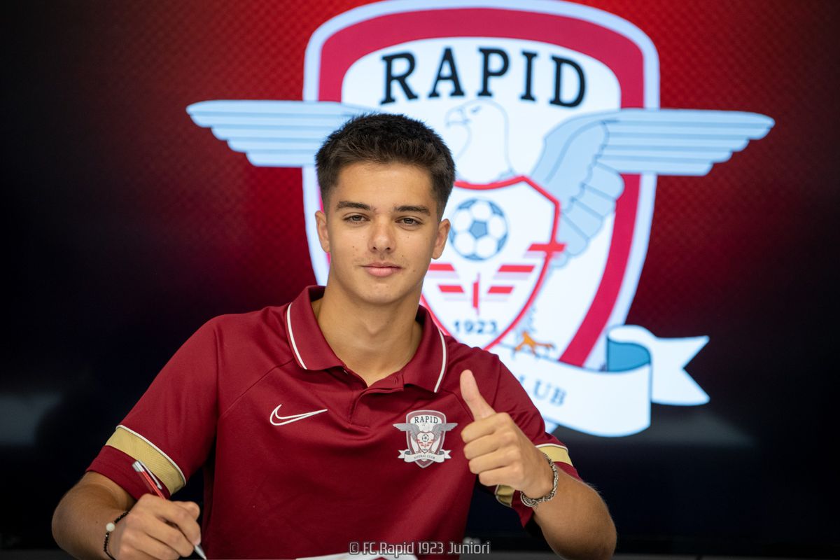 Fiul lui Dan Șucu a semnat primul contract de fotbalist profesionist » Sub comanda cui va evolua