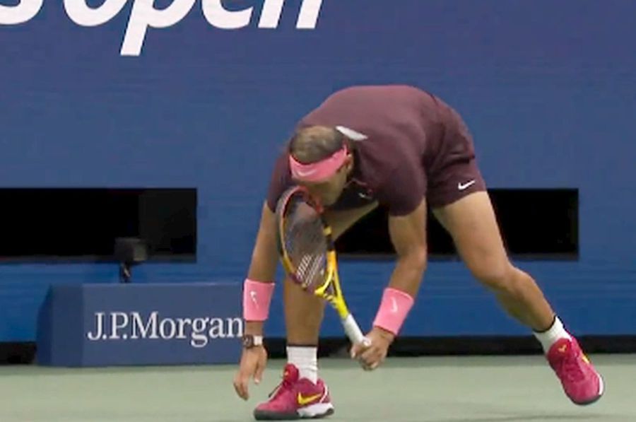 Cu nasul tăiat, Rafa Nadal s-a calificat în turul 3 la US Open » „Accidentat” de propria rachetă!