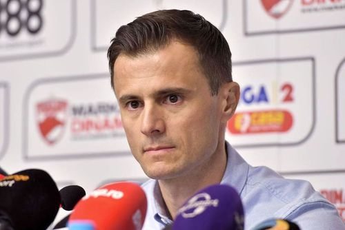 Andrei Nicolescu, noul administrator special al lui Dinamo, nu cataloghează drept rasistă scenografia pe care galeria „câinilor” a dorit să o afișeze aseară la derby-ul cu Rapid (4-0 pentru alb-vișinii în runda #8 din Superliga).
