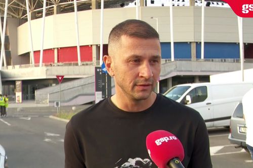 Fostul atacant al Stelei, Claudiu Răducanu (46 de ani), a oferit un scurt interviu pentru GSP din Ghencea, acolo unde va urmări partida dintre FCSB și CS Universitatea Craiova, din runda cu numărul 8 a Superligii.